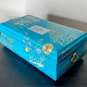 Tourquoise Wildflower Vintage Painted Jewelry Box